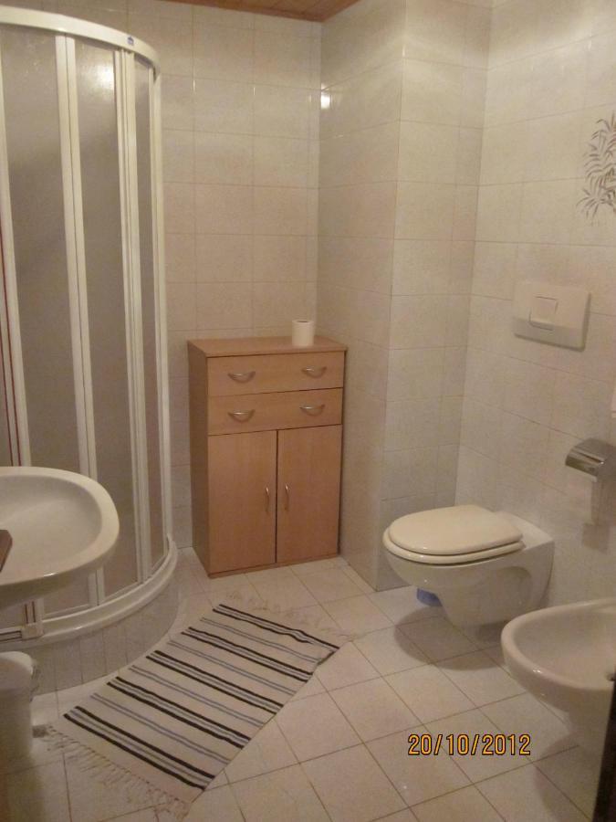 Gasthof Zum Roessl San Genesio Atesino Dış mekan fotoğraf