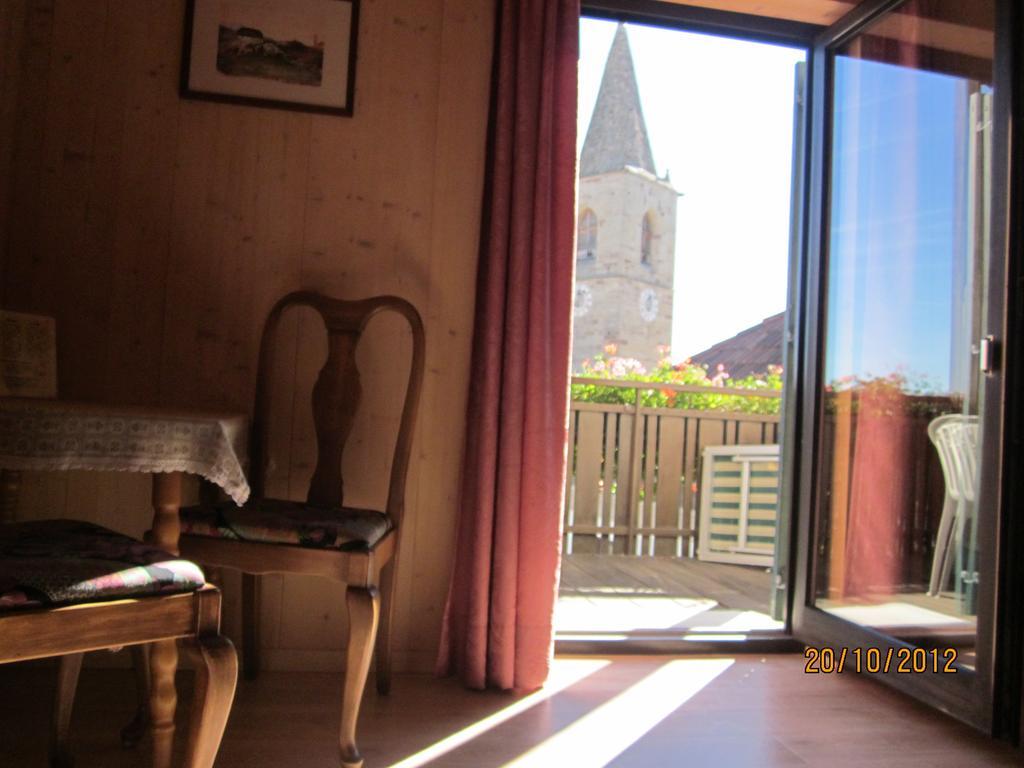 Gasthof Zum Roessl San Genesio Atesino Oda fotoğraf